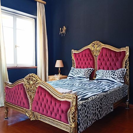 Iris Baroque Apartment Elefsína Esterno foto