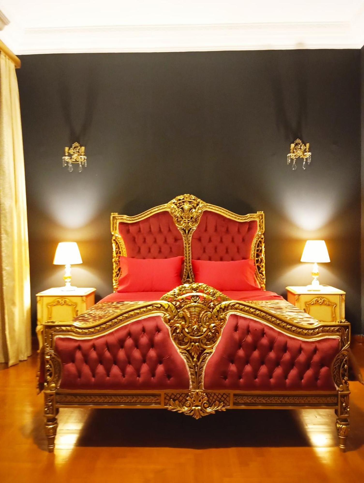 Iris Baroque Apartment Elefsína Esterno foto