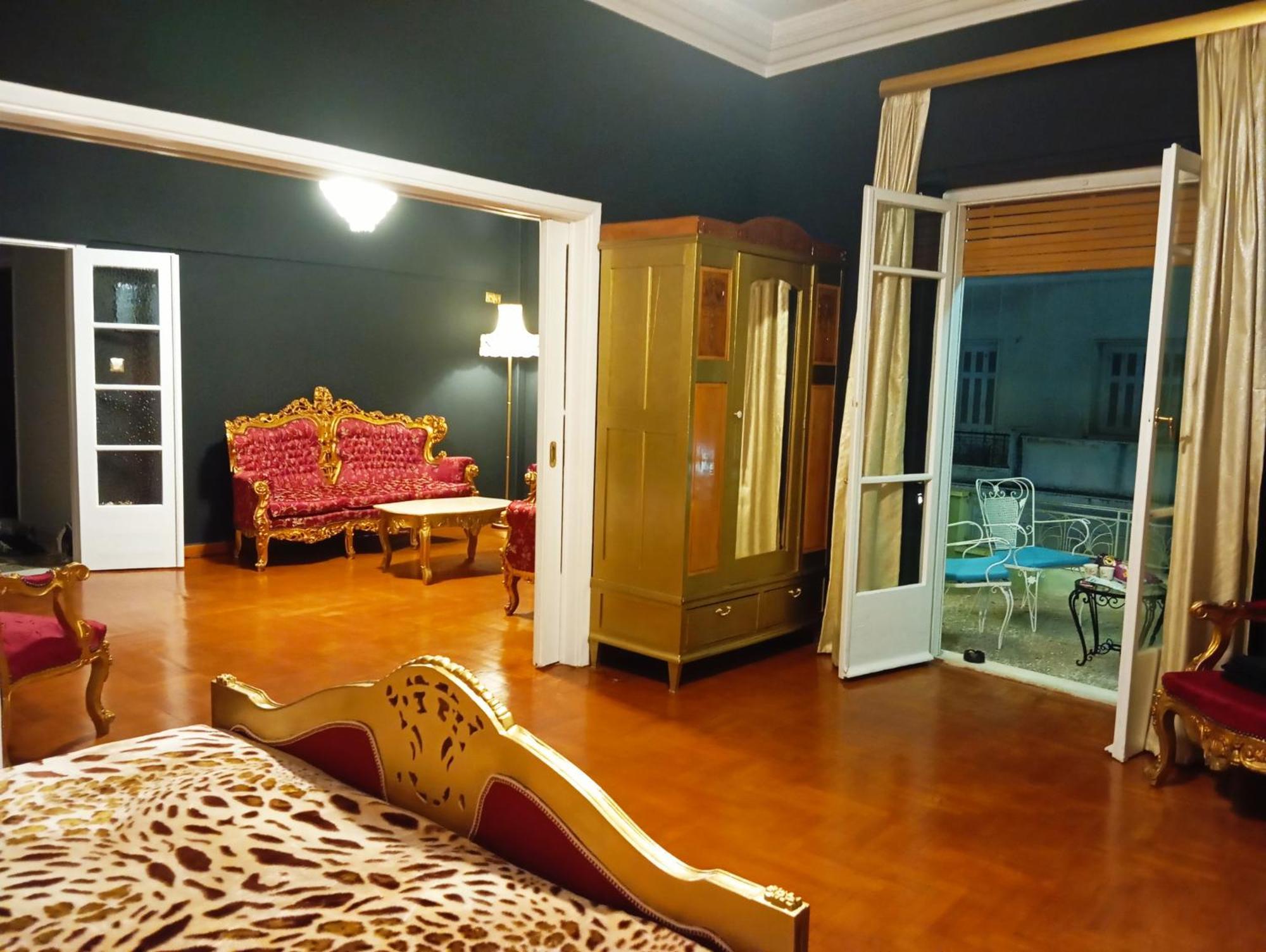 Iris Baroque Apartment Elefsína Esterno foto