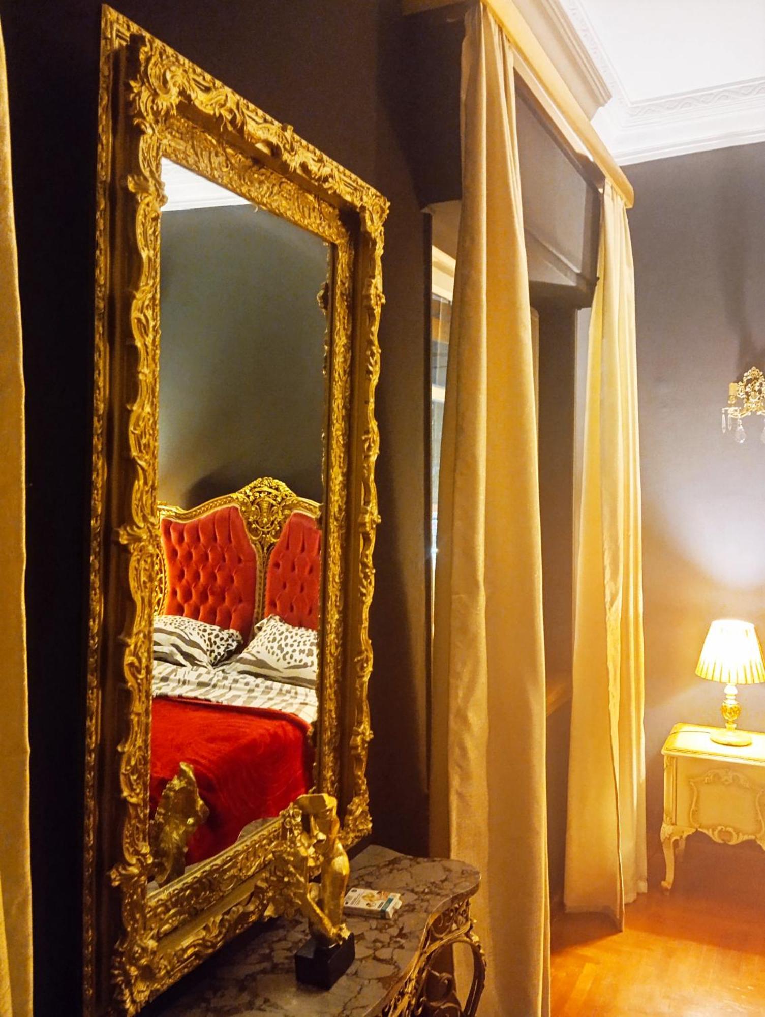 Iris Baroque Apartment Elefsína Esterno foto